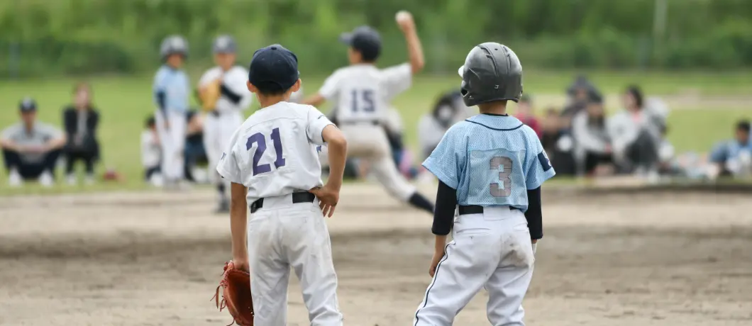 体の使い方次第で遠く、速く投げられたり、長距離打者になれる